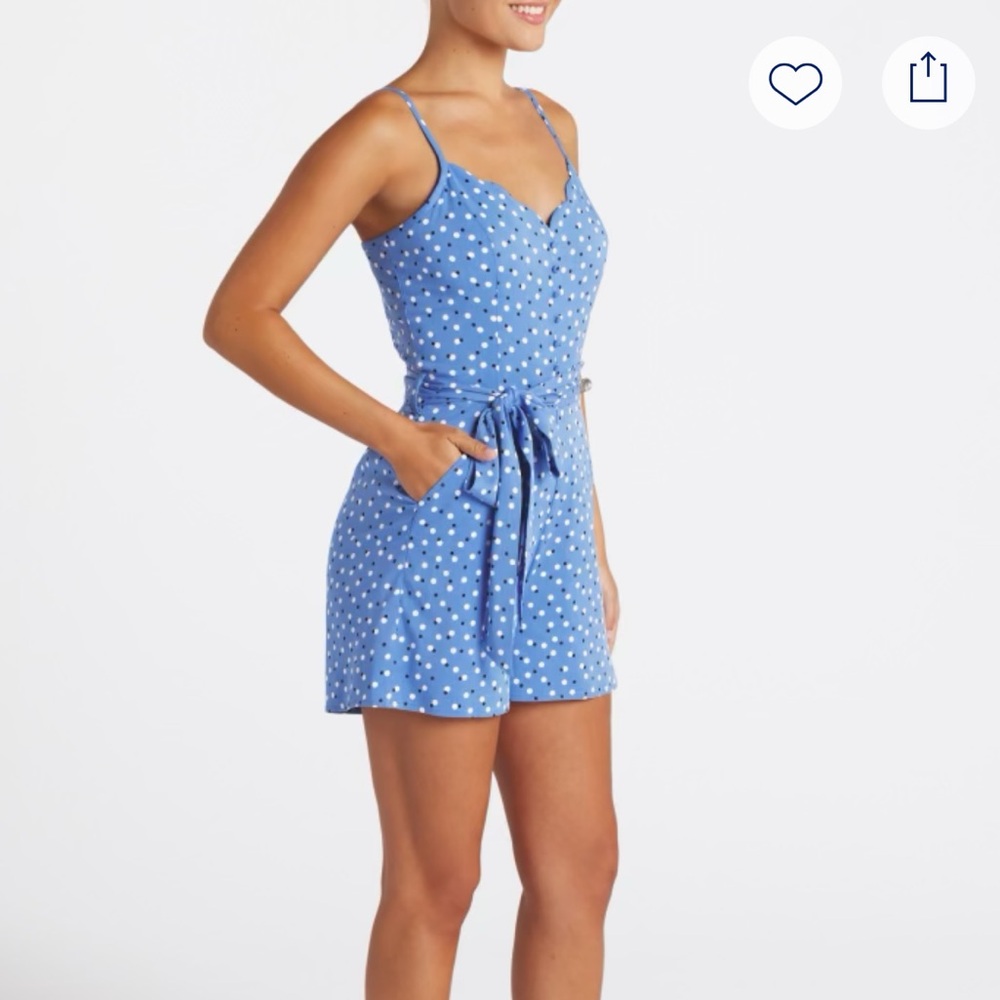 Charla Sleeveless Scallop Romper (Blue) - Picture 4 of 5